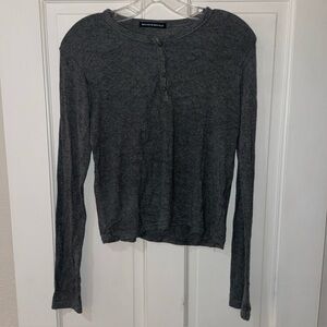 Brandy Melville Gray Ribbed Henley Top